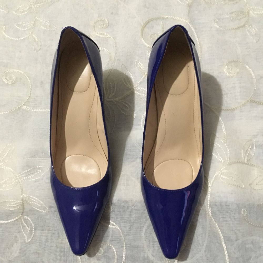 Shoe